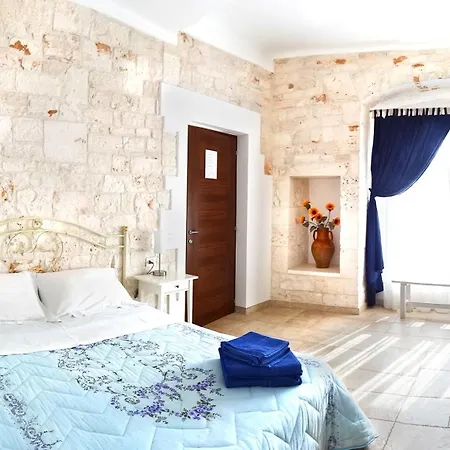 Ape Rossa Bed & Breakfast 3*