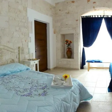 Ape Rossa Bed & Breakfast 3*