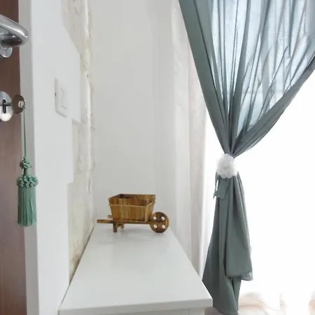 Ape Rossa 3* Castellana Grotte