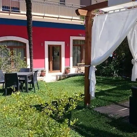 Ape Rossa Castellana Grotte